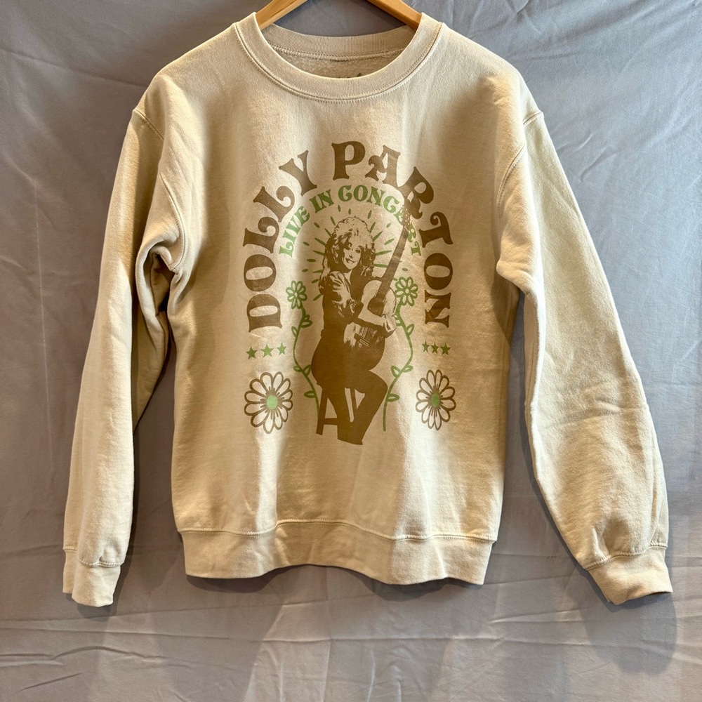 Dolly Parton Live in Concert Sweatshirt S | Country Western Cowgirl Tour Pre-own - Picture 9 of 10
